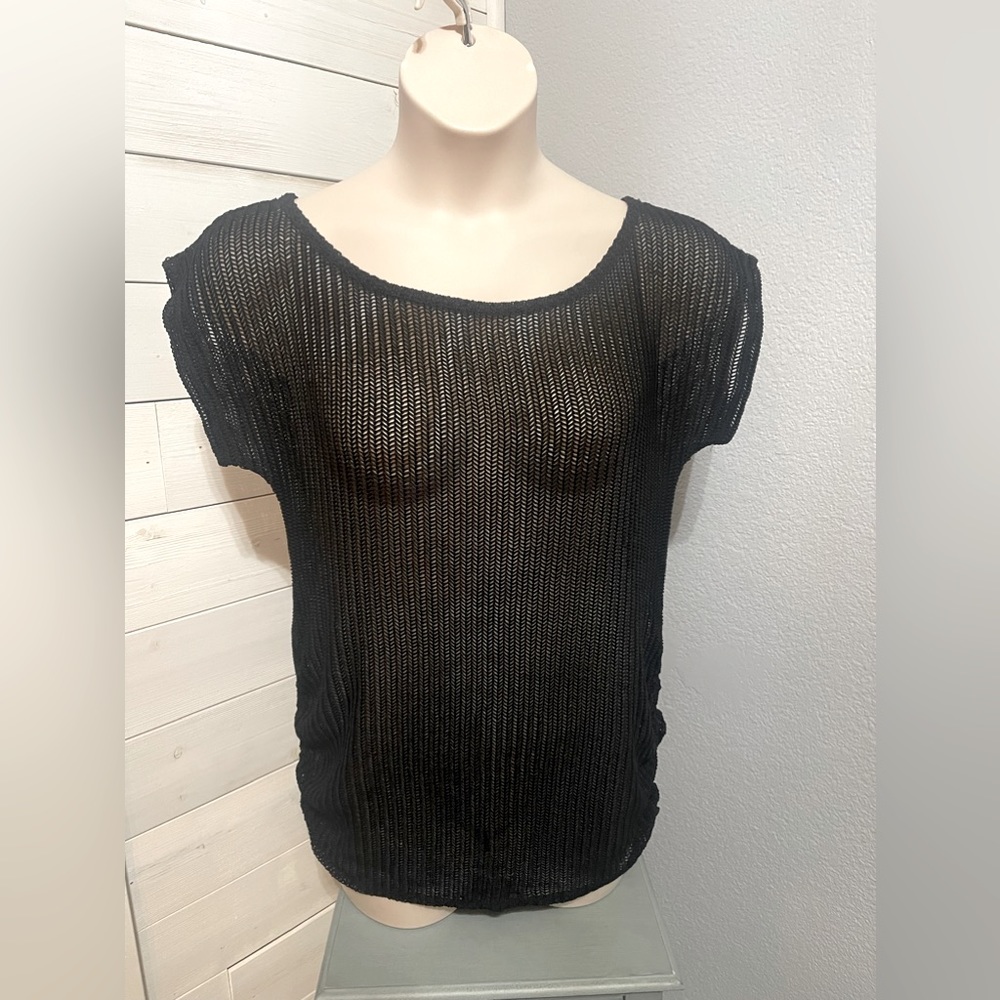 Adorable swim coverup 🖤